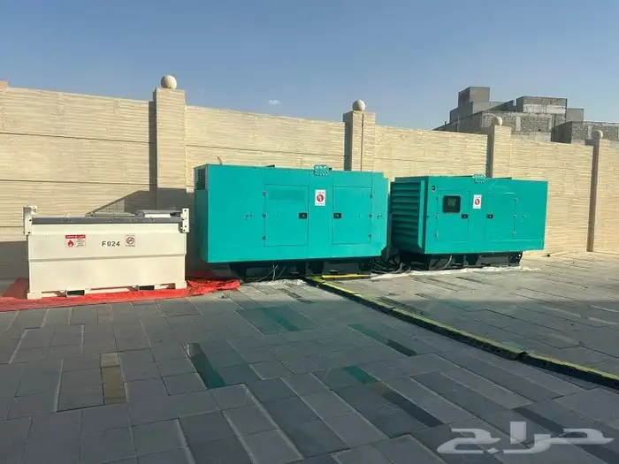 ايجار مولدات كهرباء جميع المقاسات و تورلايت 3
