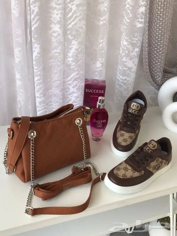 عرض شوز وشنطة وعطر درجة اولي 2