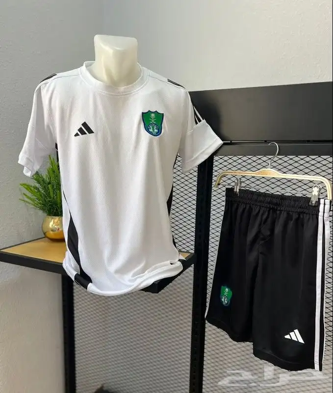 اطقم النصر الزي الجديد بجميع المقاسات خصم للكميات 3