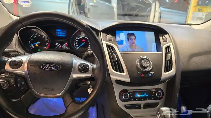 شاشة فورد فوكس 2014 مع تشغيل معلومات التكييف والدركسون 3