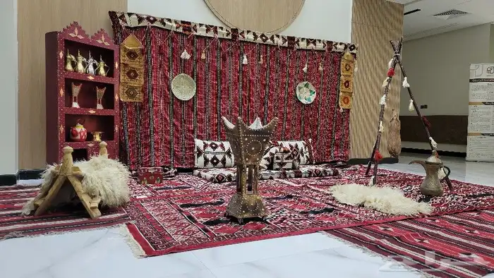 جلسات شعبية وبيوت شعر واركان شغل اليوم الوطني 2