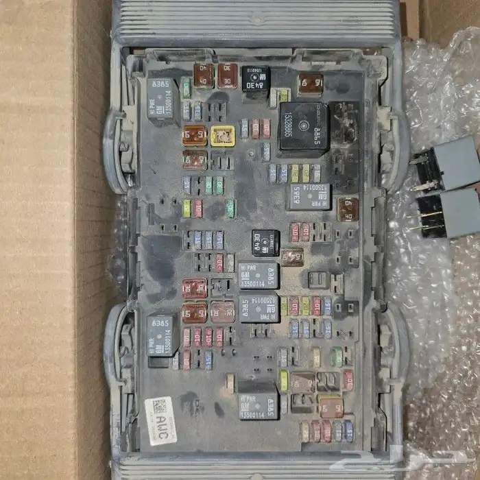 يوكن (علبت فيوز) و (دينمو 2)وكالة 1