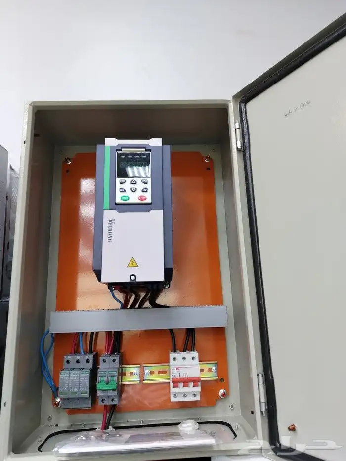 تشغيل غطاسات الكهرباء على منظومات طاقة شمسية 5