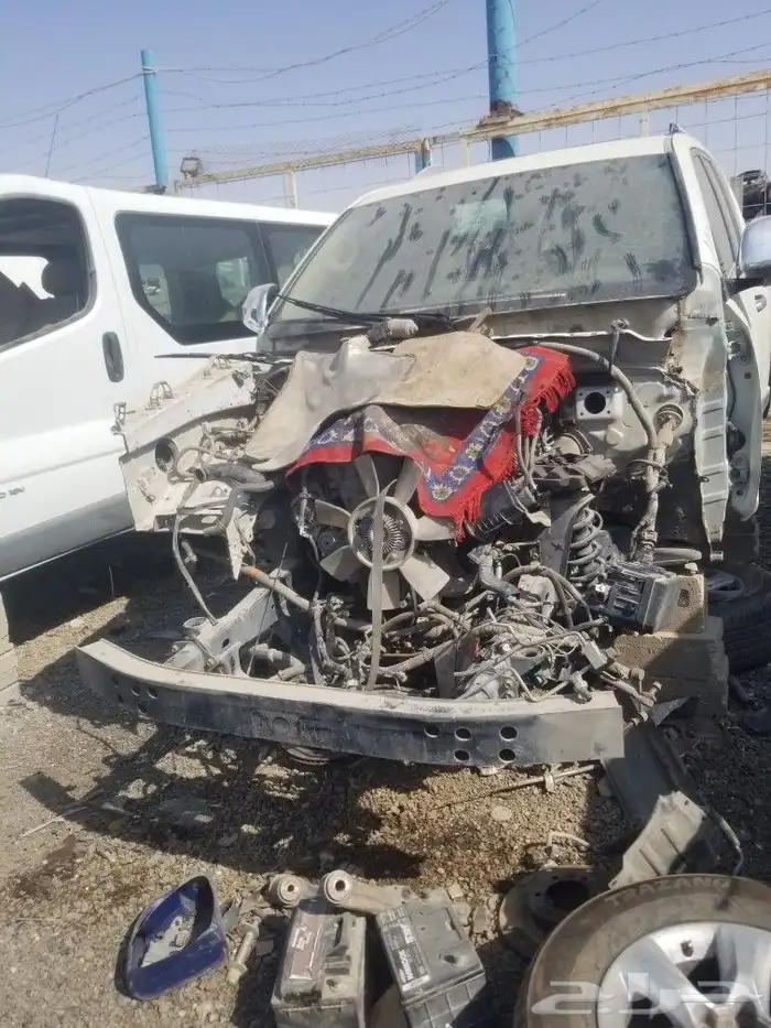 يتوفر لدينا جميع انواع قطع السيارات تشليح صقر الحاير لتواصل 6