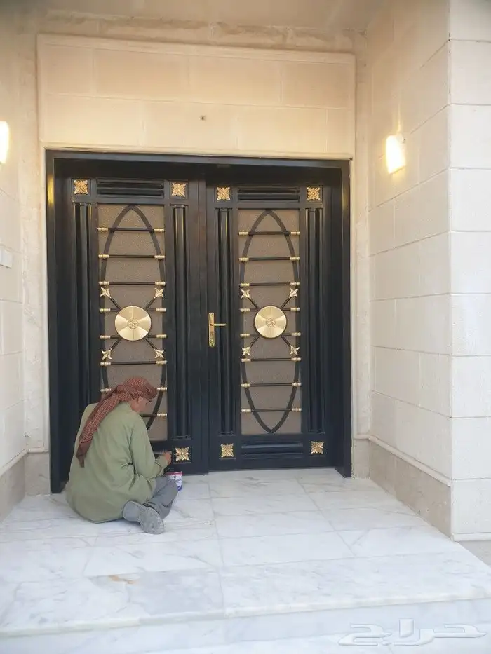 دهان ابواب حديد زيتي رش 0