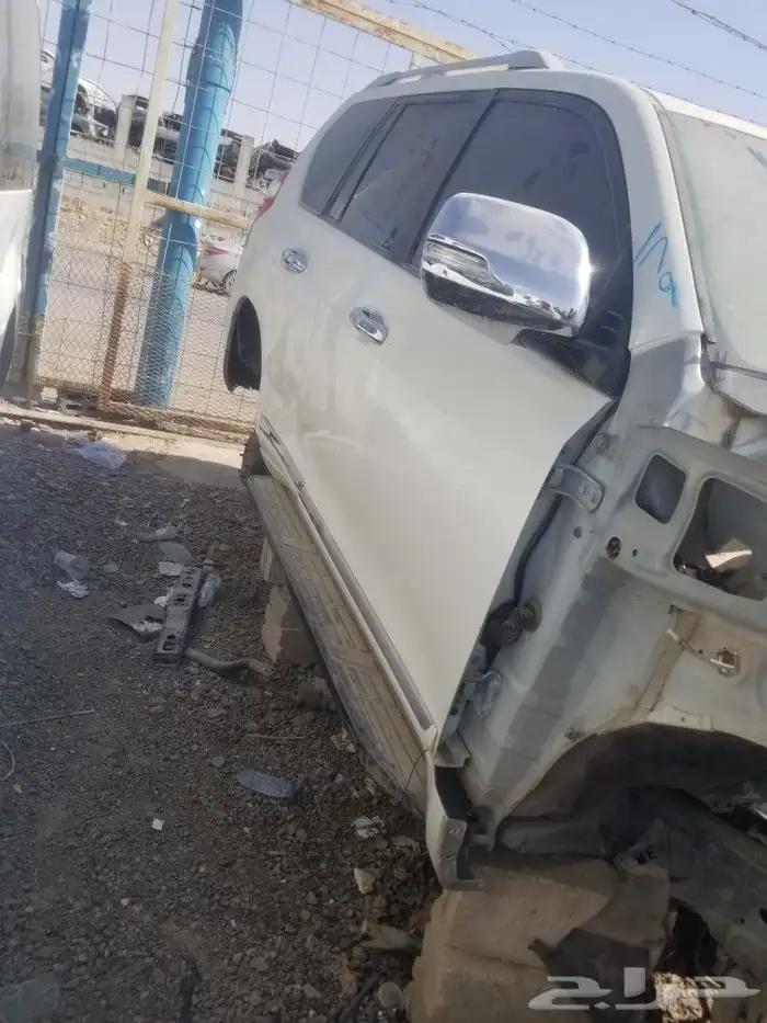 يتوفر لدينا جميع انواع قطع السيارات تشليح صقر الحاير لتواصل 1