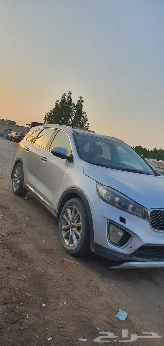 كيا سيرنتو2017 فل كامل تشليح قطع غيار 4