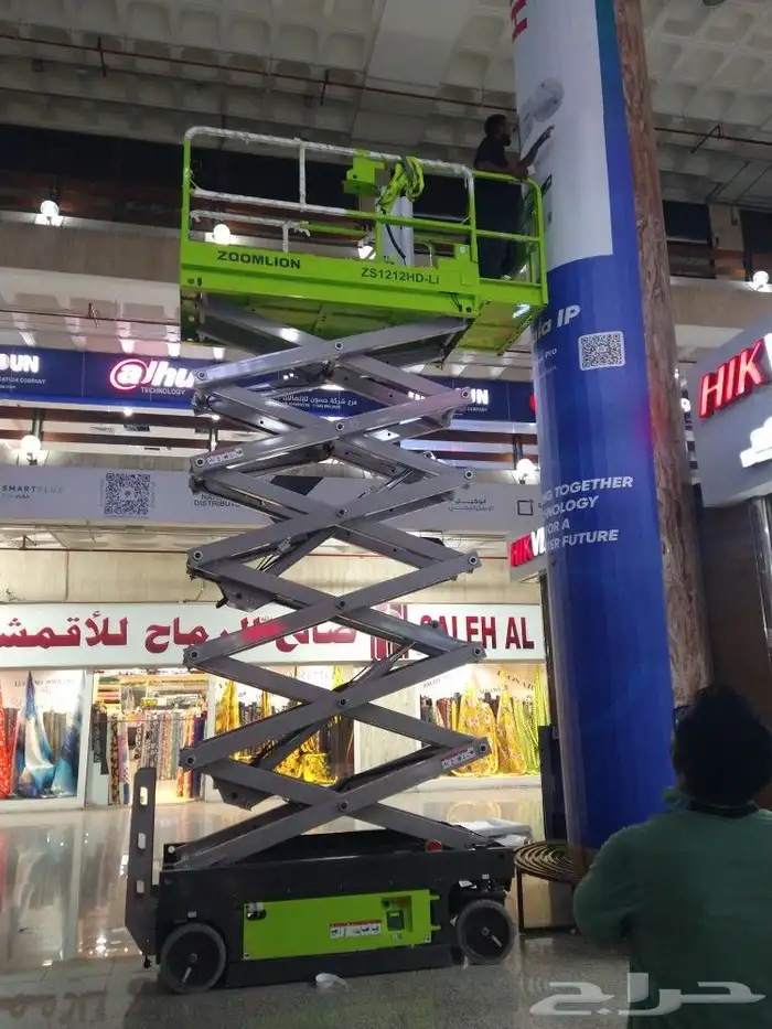 ايجار معدات سيزرلفت مانلفت فوركلفت 7طن 10طن 16طن رافعه سيزر 3