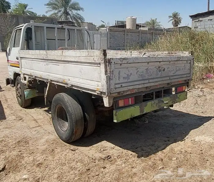 للبيع تويوتا دينا تشليح 3