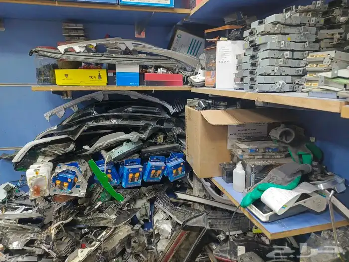 شمعات عدسات لمبات زنون محولات ليد اسطبات شرايح اصلاح رمش 23