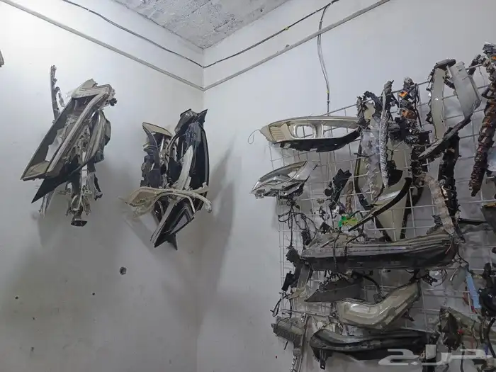 شمعات عدسات لمبات زنون محولات ليد اسطبات شرايح اصلاح رمش 1