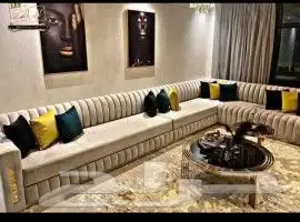 كنب متصل حرف U تفصيل حسب الطلب زوايه 24
