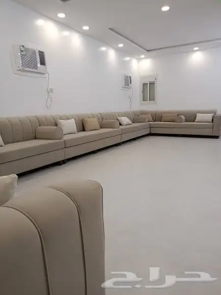 كنب متصل حرف U تفصيل حسب الطلب زوايه 2