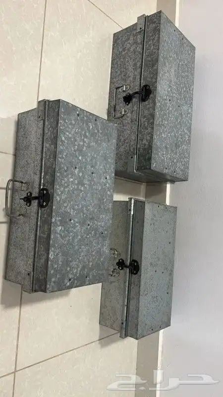 صناديق حديد ابيض 1