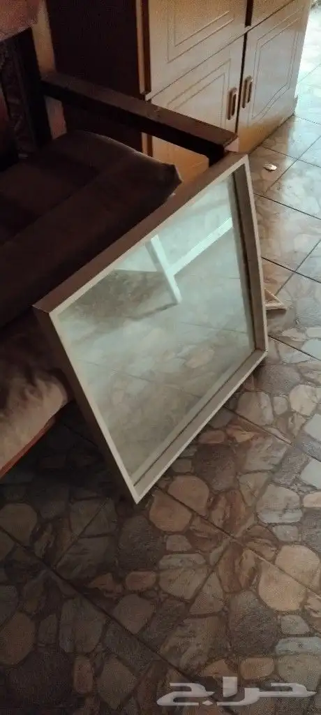 للبيع غاز وقلايه هوائيه وطاوله ومرايه 4