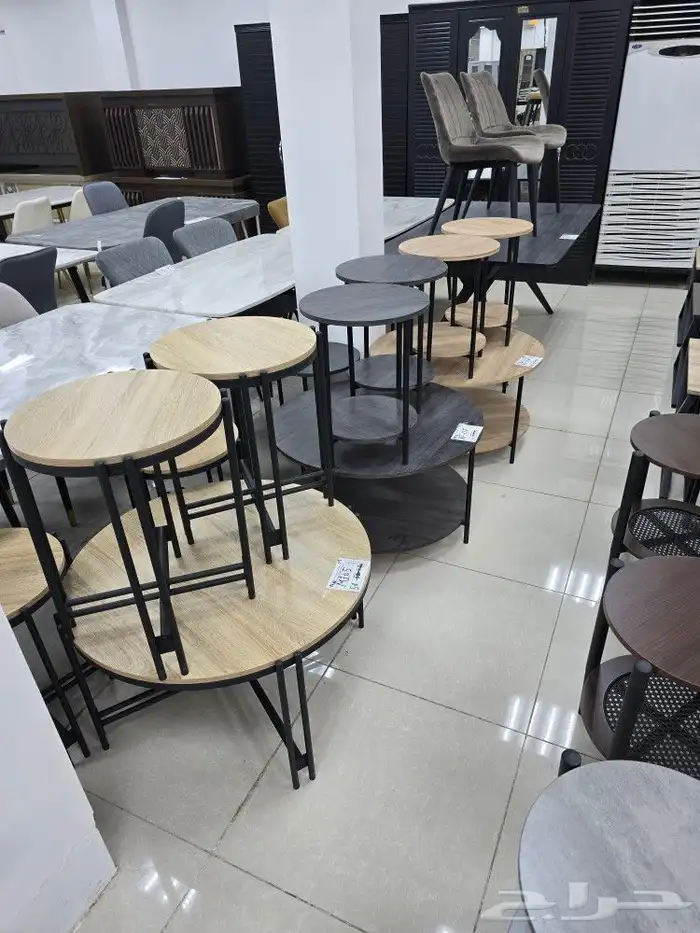 طاولات ضيافة ب أشكال وألوان مختلفه 7