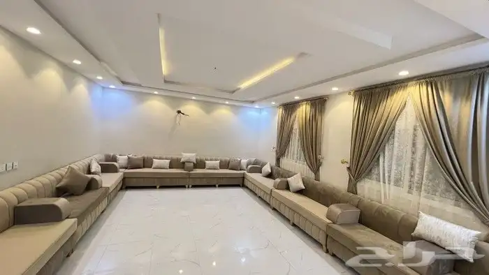 كنب متصل حرف U تفصيل حسب الطلب زوايه 6