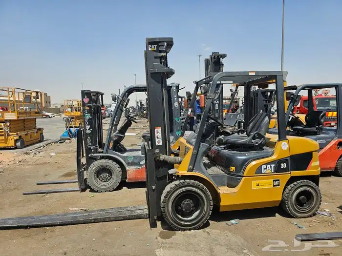 تأجير رافعه شوكيه فوركلفت تأجير رافعه يدوية جاك 5