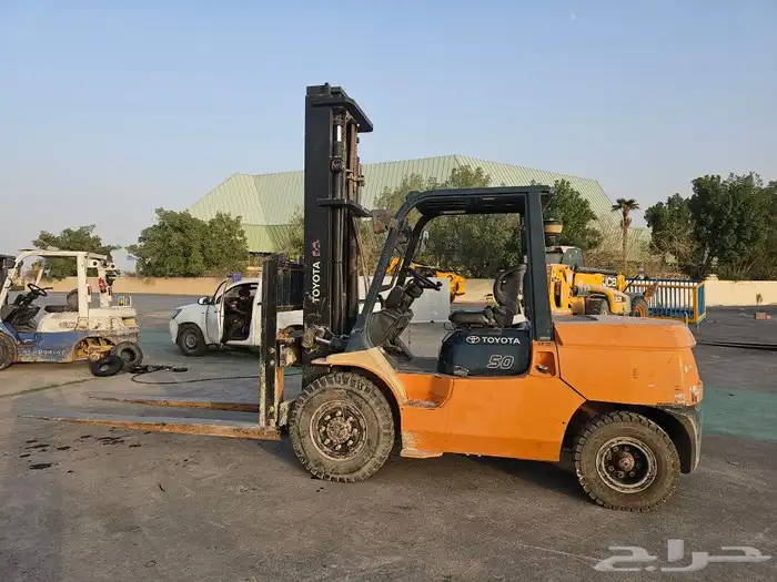 تأجير رافعه شوكيه فوركلفت تأجير رافعه يدوية جاك 4