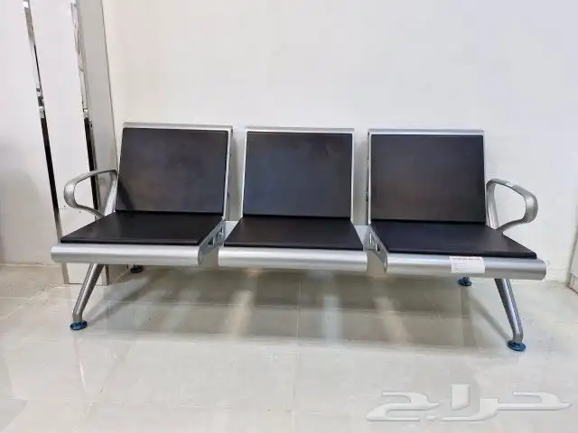 مكاتب و كراسي و دولاب خشب و دولاب حديد 10