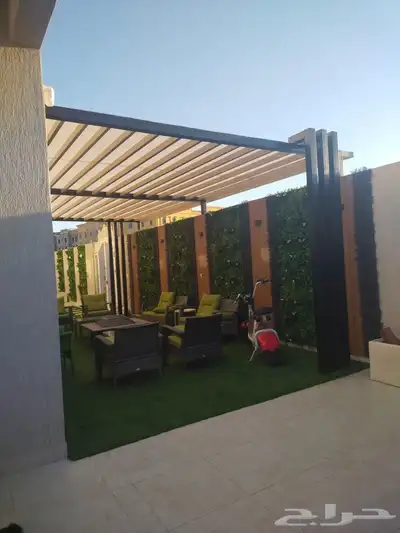 مضلات  سواتر عشب صناعي تنسيق حدايق برجولا 8