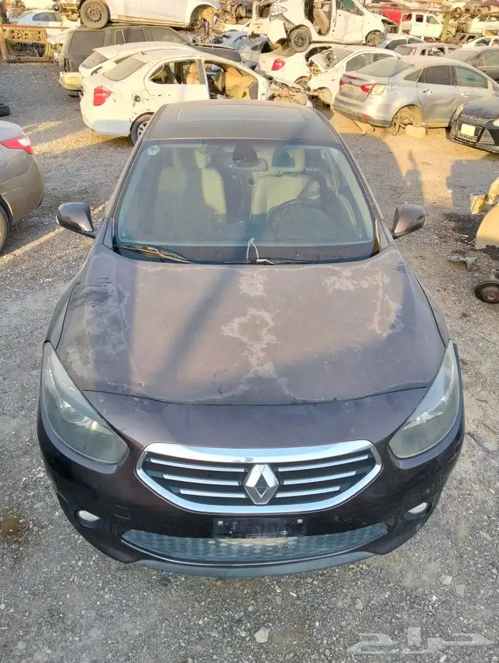 رينو فلوانس 2014 فل كامل فتحه سقف للبيع تشليح قطع اصليه 0
