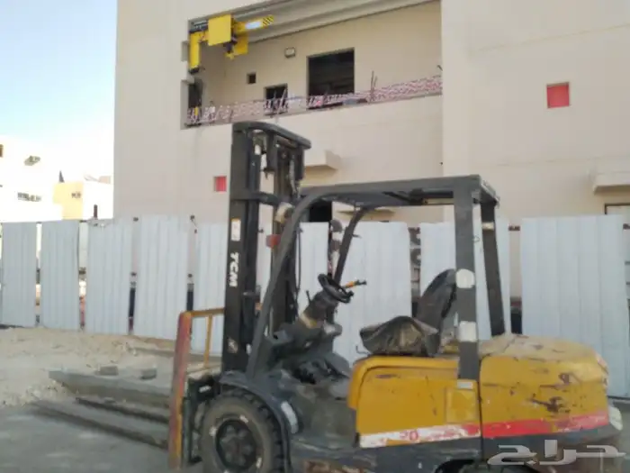 تاجير معدات ثقيله ورافعات شوكيه 4
