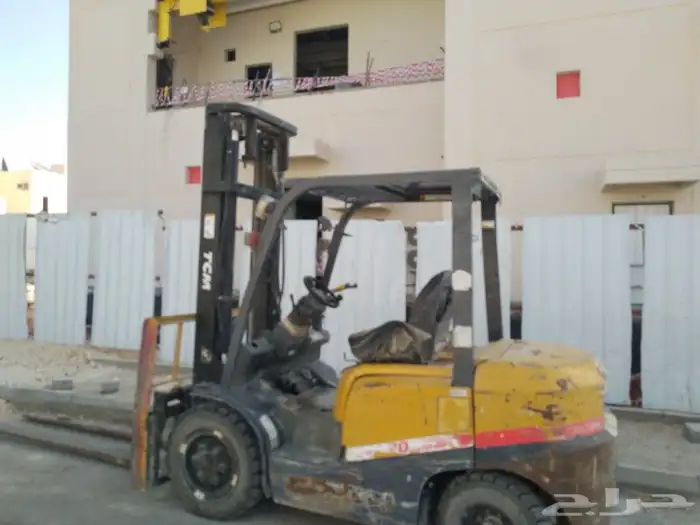 تاجير معدات ثقيله ورافعات شوكيه 3