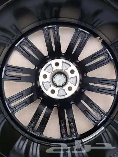 جنوط رنج روفر اوتوبيوغرافي 2024 اصلي وكاله وكفرات 8