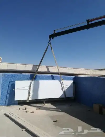 تنفيذ مسابح أطراف زجاج 0