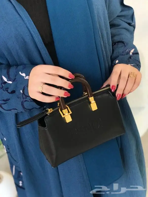 طقم شنطة فندي وسليبر هرمز 16