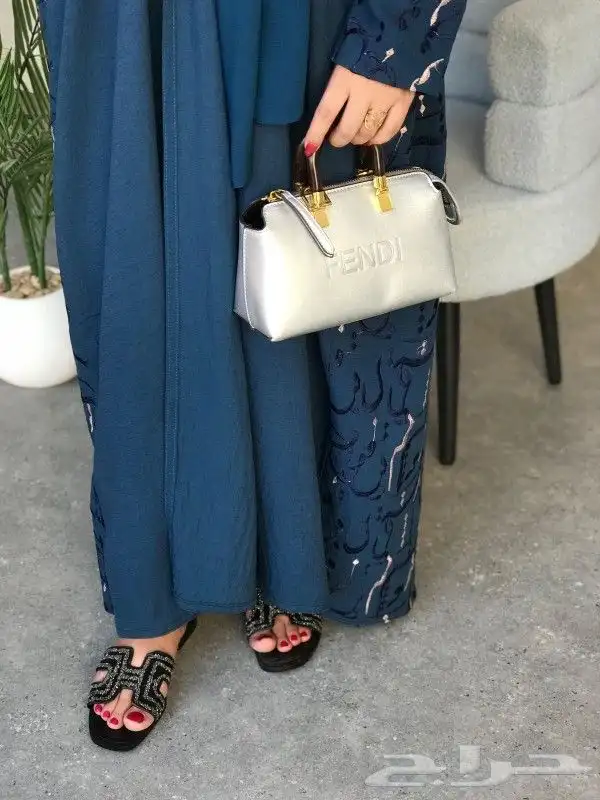 طقم شنطة فندي وسليبر هرمز 15