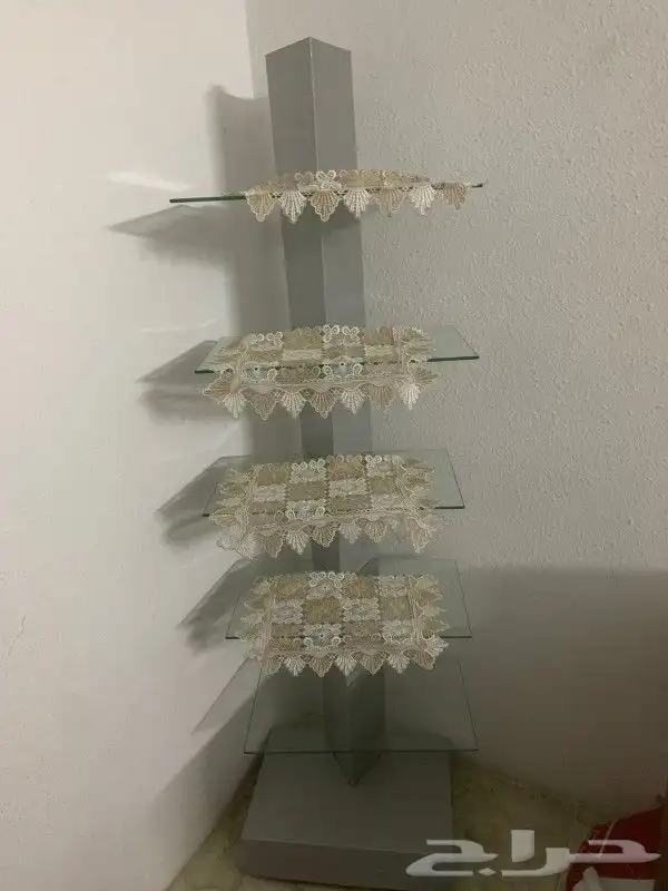 5 رفوف زجاجية من ايكيا 0