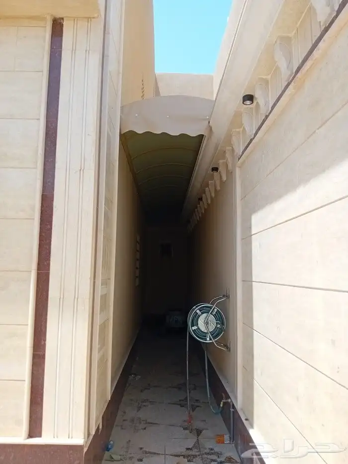 مظلات وسواتر 8