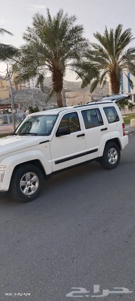 Jeep شروكي ليبرتي م 2010م 6سلندر الحاله مستخدم تكم 6