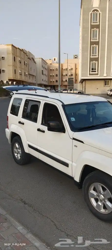 Jeep شروكي ليبرتي م 2010م 6سلندر الحاله مستخدم تكم 5