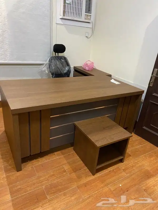 جديد اثاث مكاتب طقم فاخر مقاس وسط وكبير كل الوان متوفر 35