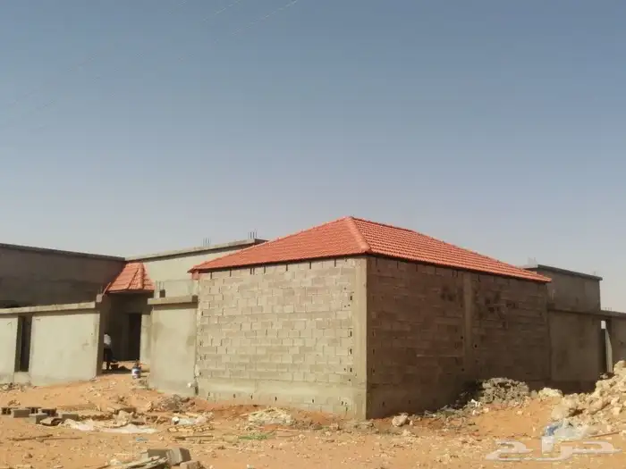 أعمال قرميد وديكورات و عوازل 3