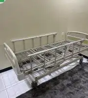 سرير طبي كهربائي 2