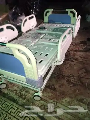سرير طبي كهربائي 1