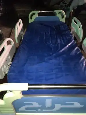 سرير طبي كهربائي 0
