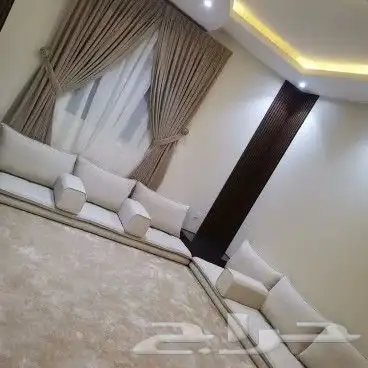 تفصيل جلسات ارضيه وستائر ودواليب 9