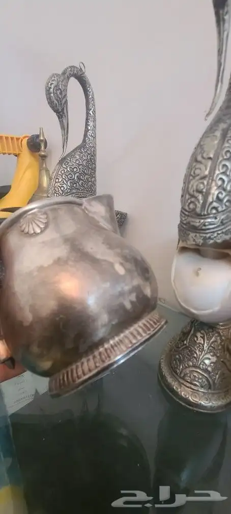 تحف some of Royal Antique shops 3