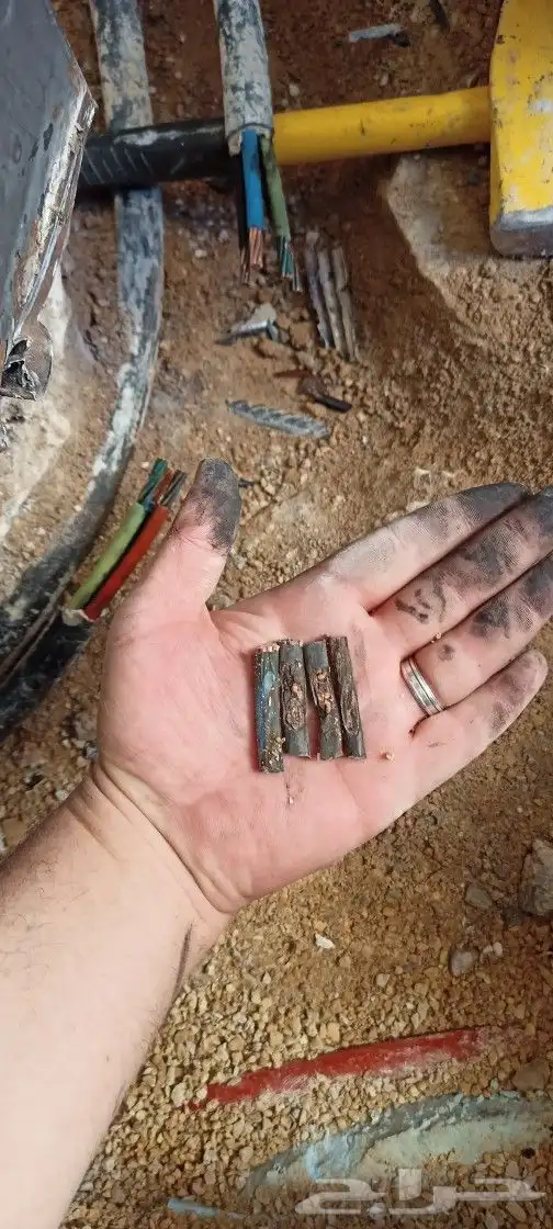 فحص كيابل الكهرباء كشف أعطال الكوابل كشف التماس الكهرباء 5