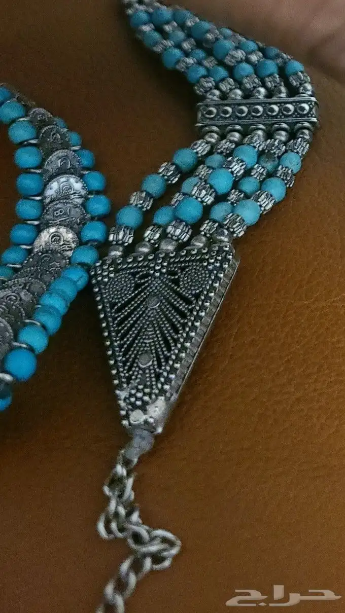 تحف some of Royal Antique shops 27