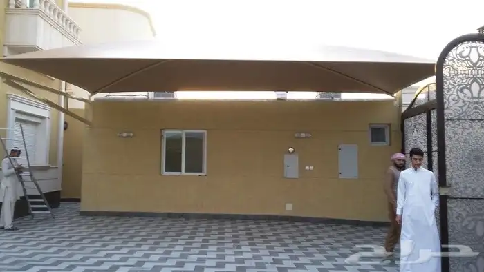 نقوم بتركيب جميع انواع مظلات والبرجولات وسواتر الحديديه و 6