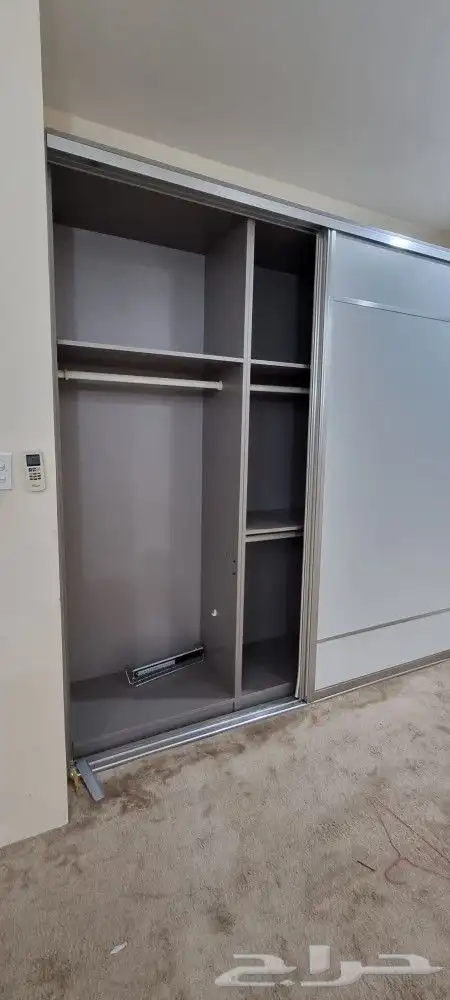 دولاب كبير نظيف 0