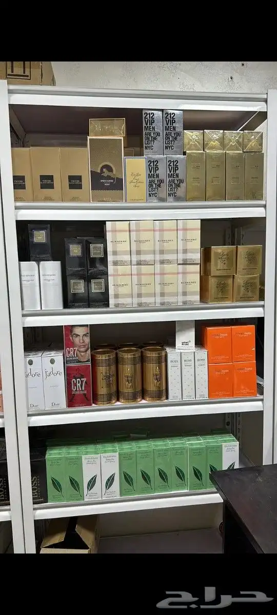 اي شي تحتاجه من عطور اخدمك بعيوني وبسعر طيب ولاتهتم اخوكم 13