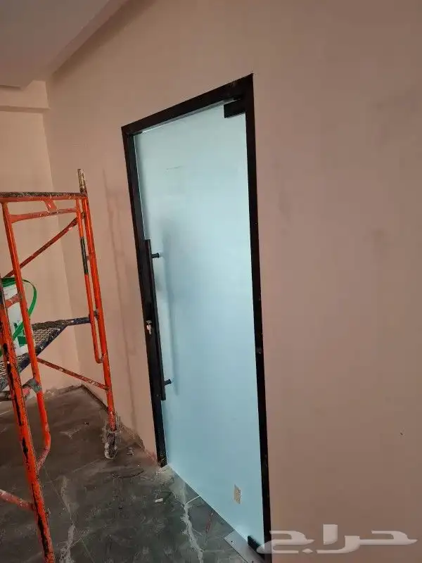 زجاج سكوريت 12مل مع سرعه في التركيب مع شغل مصري ميه بي الميه 0