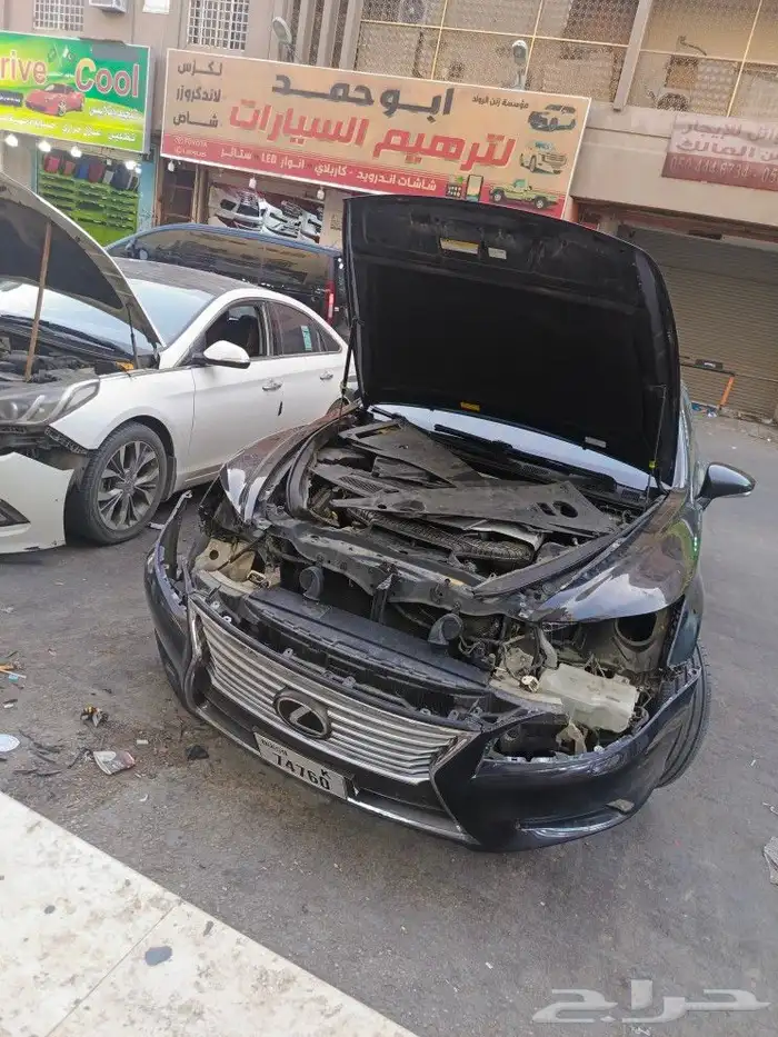 انوار شمعات لمبات زنون عدسات محولات غطيان شمعات اسطبات لمبات 24